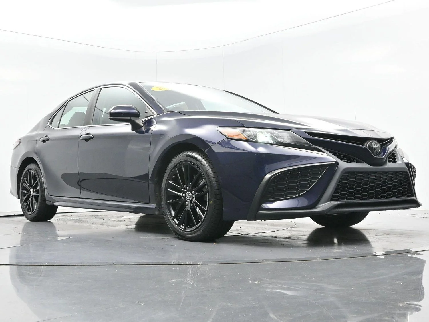 Used 2021 Blueprint Toyota SE image 38