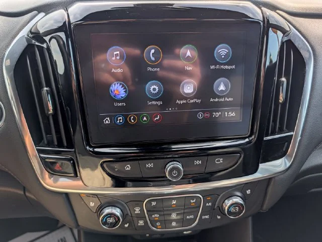 Used 2022 Beige Chevrolet High Country image 18