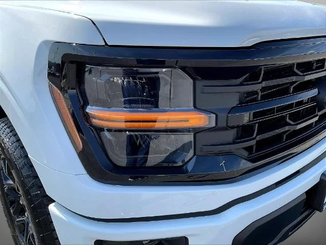New 2026 Oxford White Ford XLT image 37