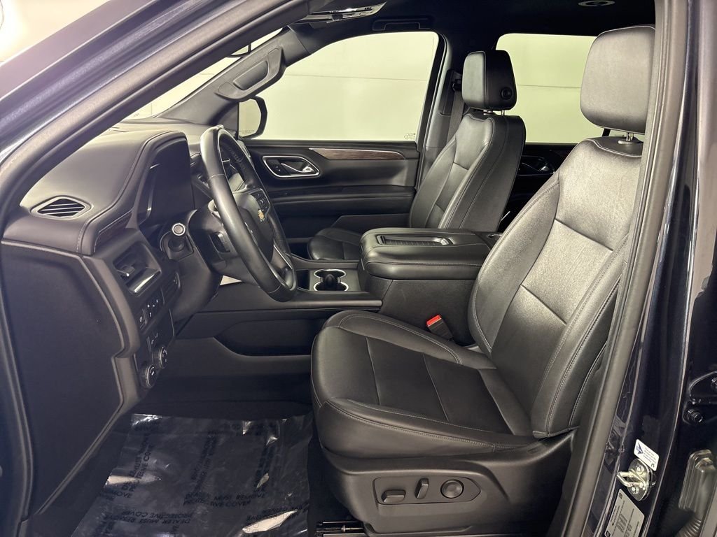 Used 2023 Gray Chevrolet LT image 29