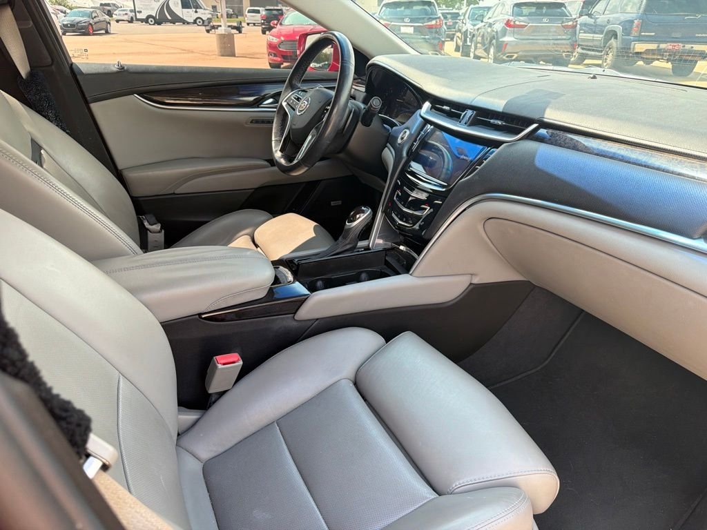 Used 2013 Red Cadillac Luxury image 9