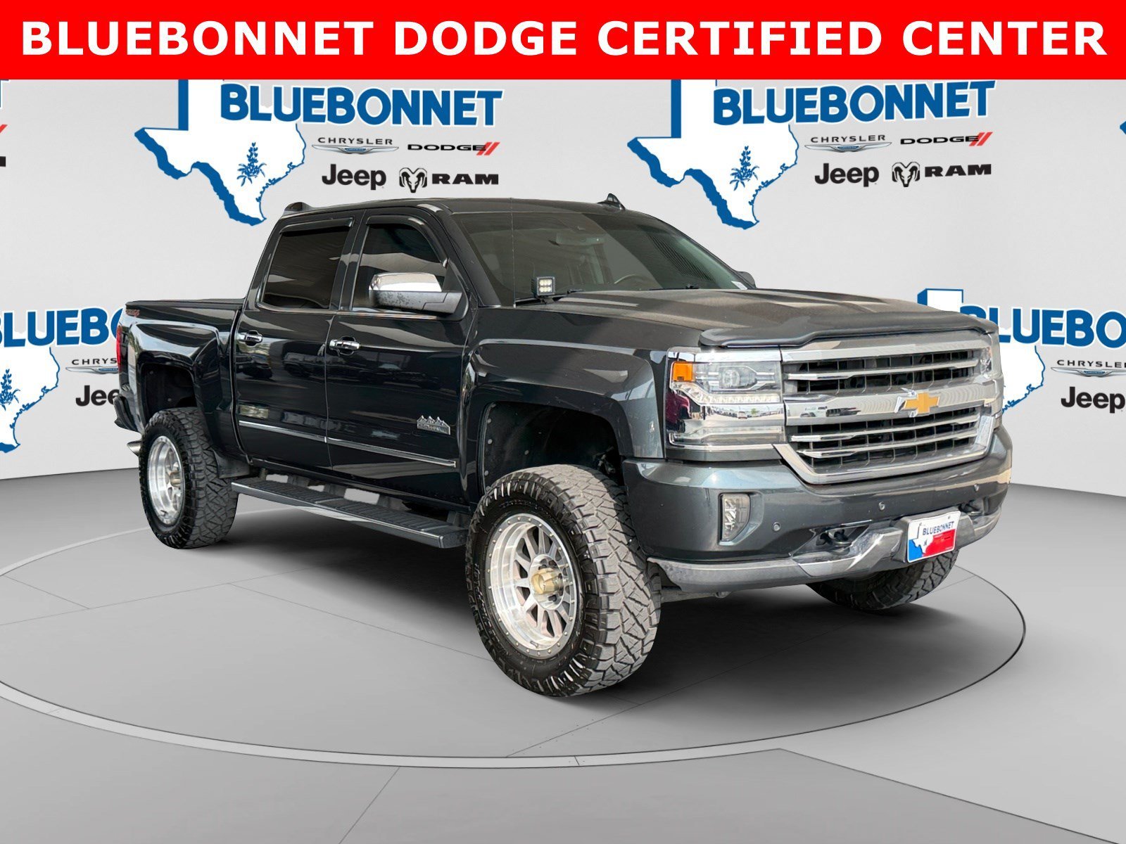 Used 2017 Graphite Metallic Chevrolet High Country image 3