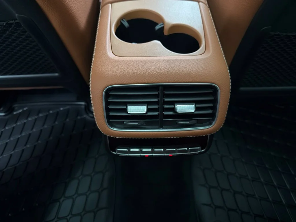 New 2027 Black Mercedes-Benz GLS 450 image 28