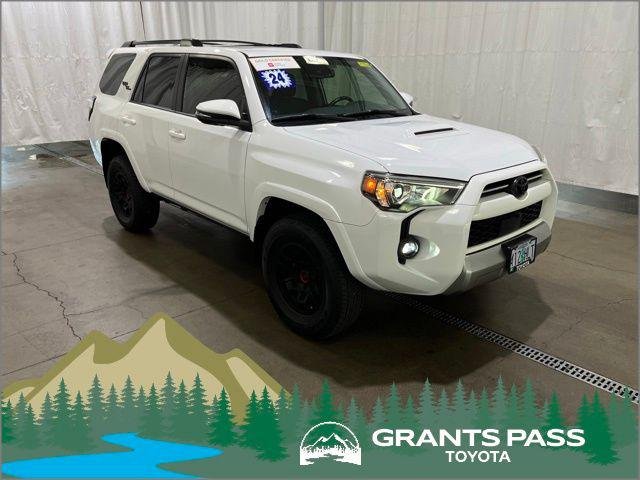 2024 Toyota 4Runner TRD Off-Road Premium 4WD V6's photo