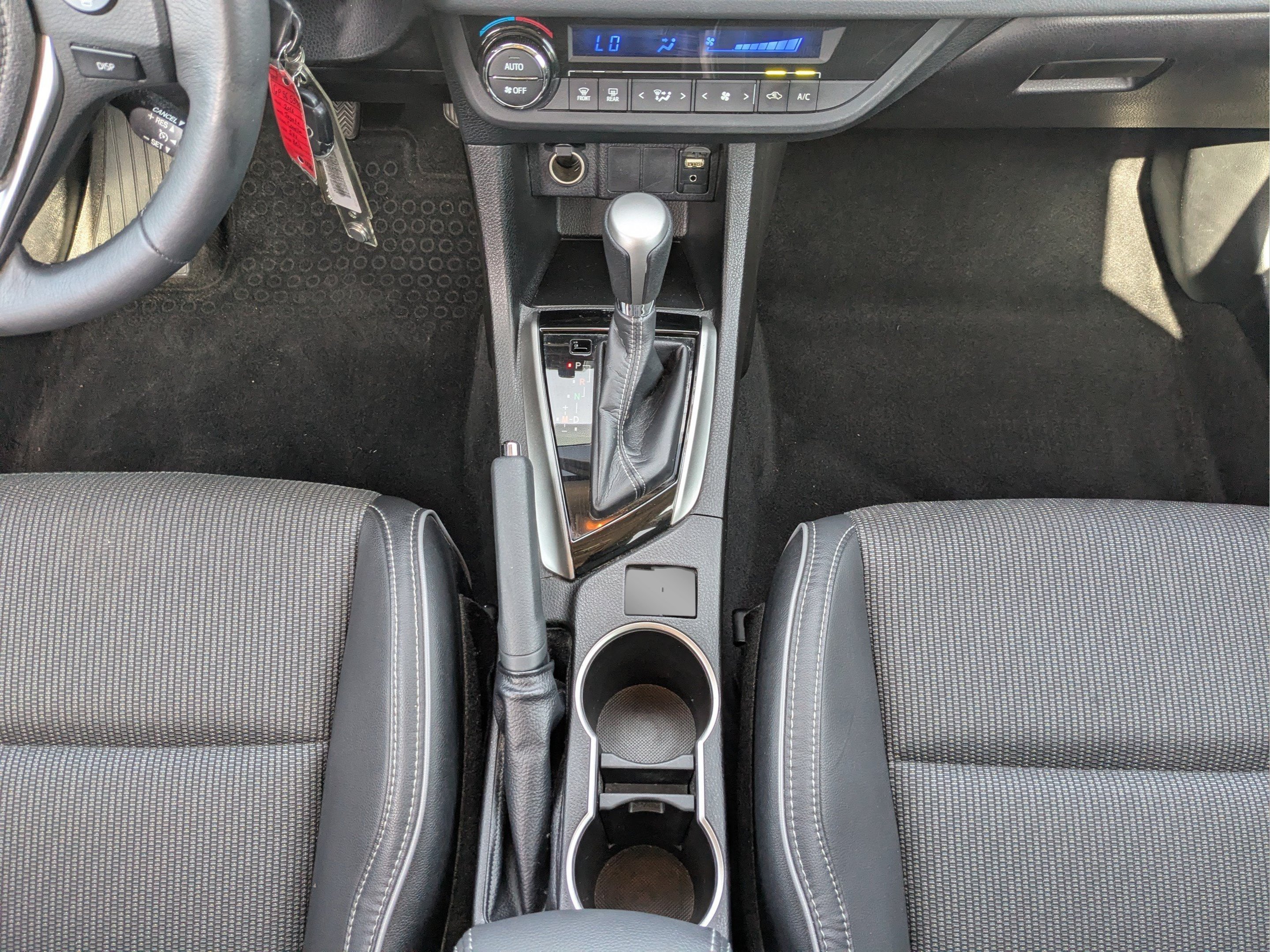 2016 Toyota Corolla S Plus - Photo 15