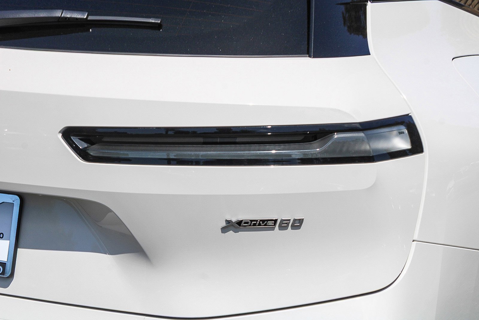 2026 BMW iX 60 - Photo 7