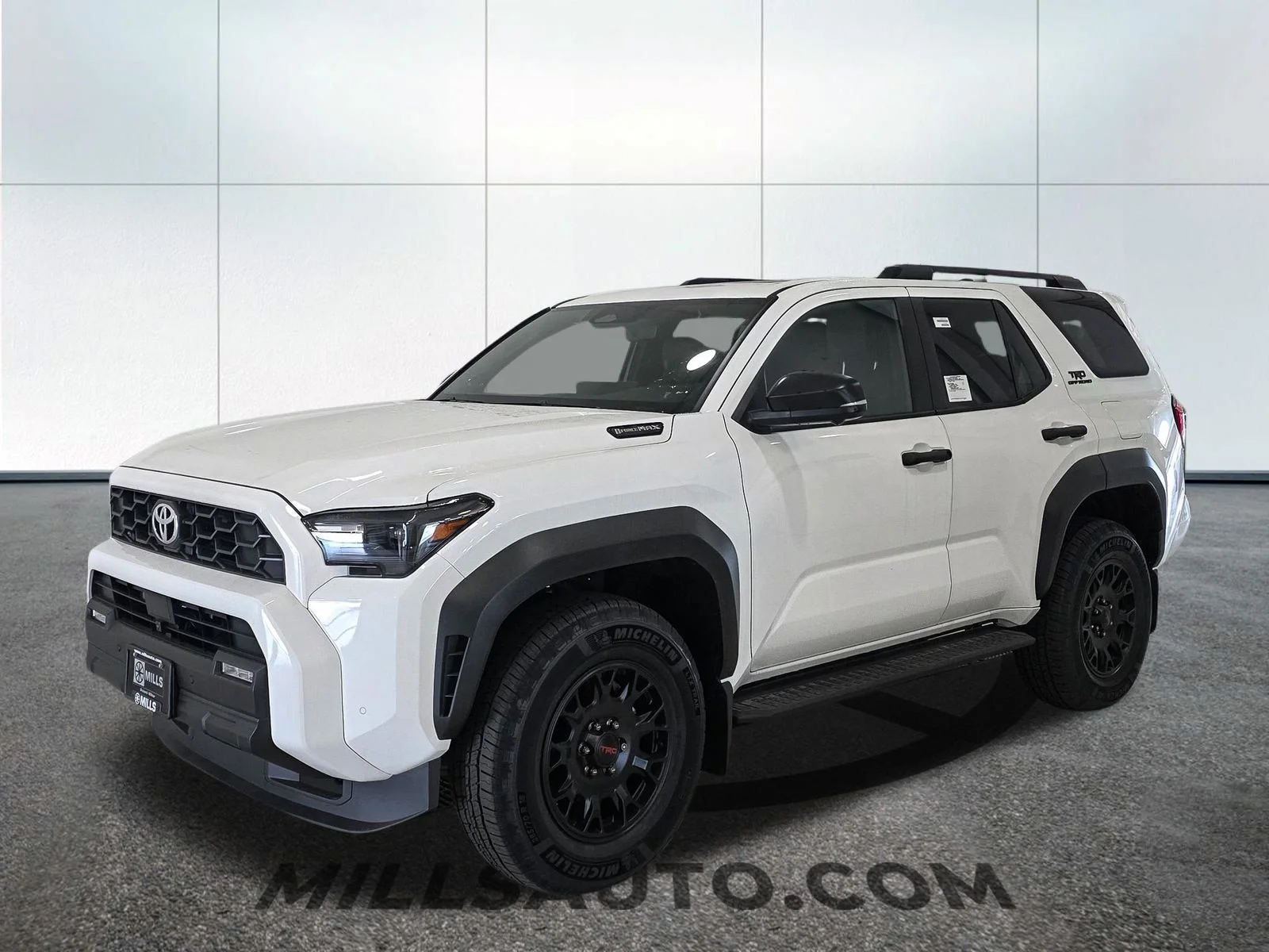2026 Toyota 4Runner TRD Off-Road - Photo 2