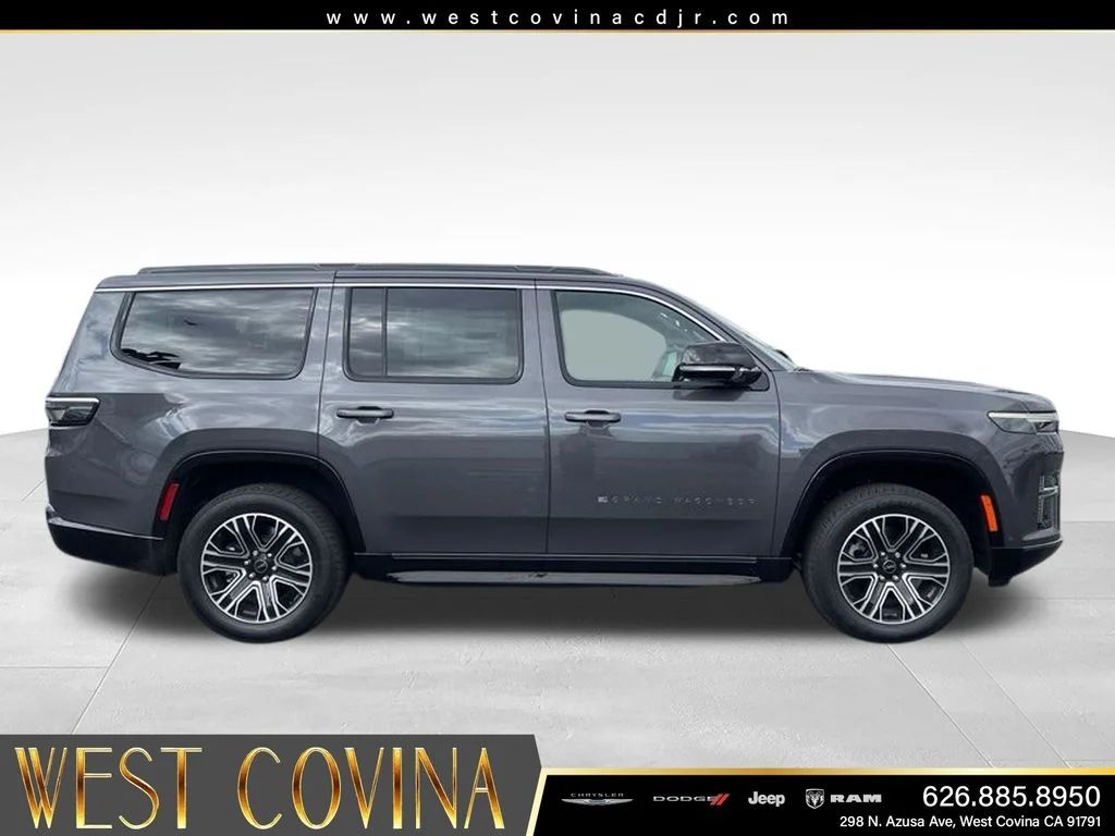 New 2026 Baltic-Gray Metallic Clear-Coat Exterior Paint Jeep  image 4