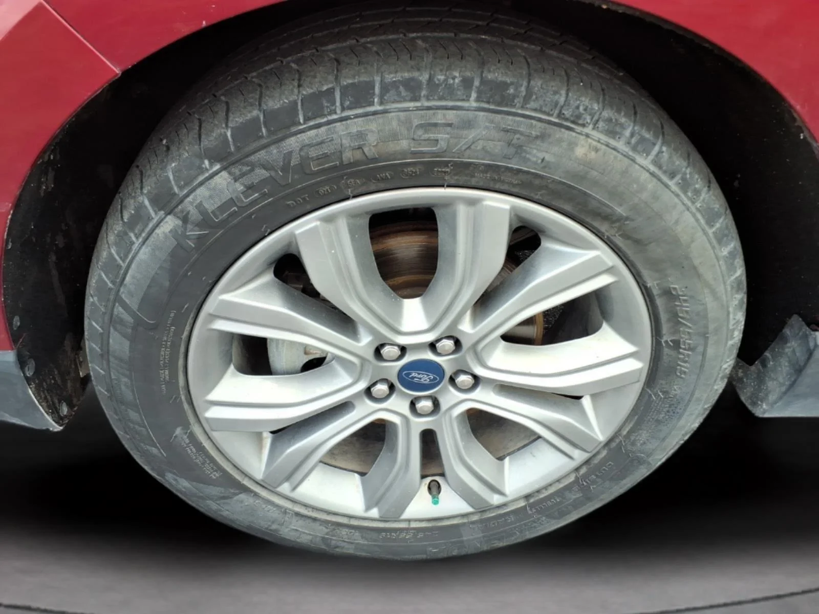 Used 2019 Ruby Red Metallic Tinted Clearcoat Ford Titanium image 29