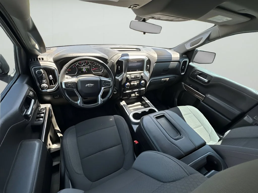 Used 2021 BLACK Chevrolet LT Trail Boss image 21