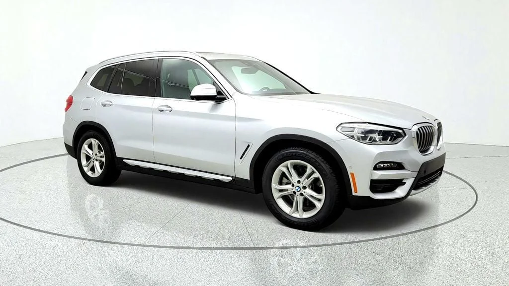 Used 2020 Glacier Silver Metallic BMW sDrive30i Sports Activity Vehicle image 3