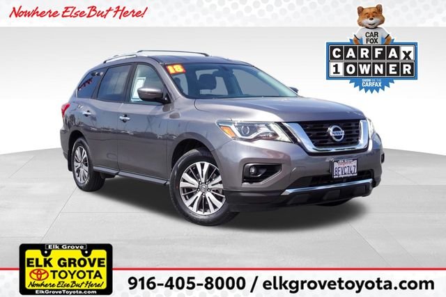 2018 Nissan Pathfinder SV 4WD's photo