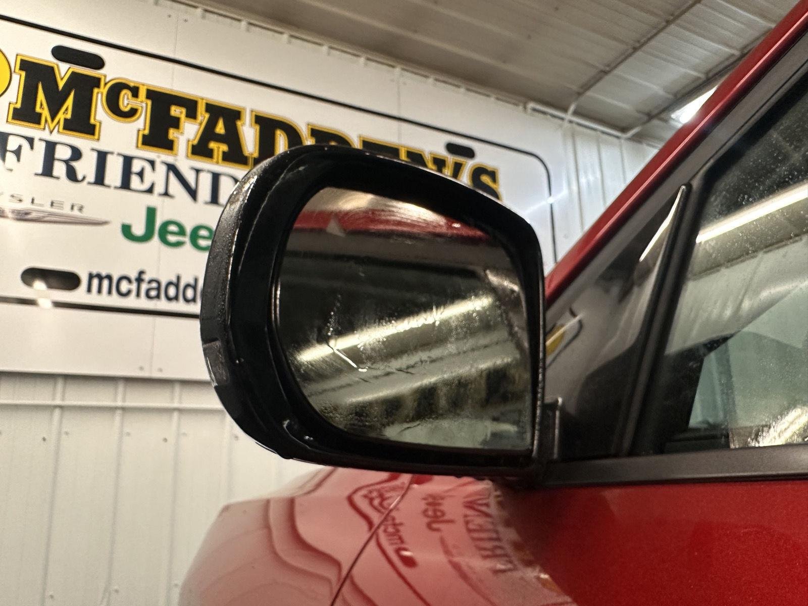 New 2026 Red Hot Pearl-Coat Exterior Paint Jeep Limited image 49