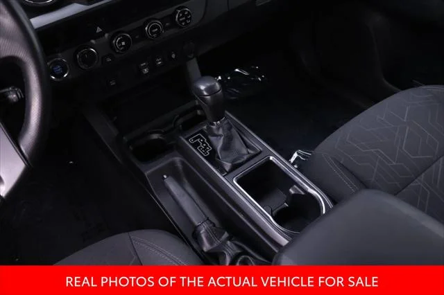 Certified Used 2018 BLAZING BLUE PEARL Toyota  image 11