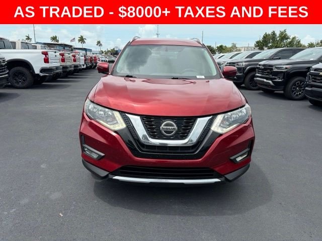 Used 2018 Red Nissan SV image 2