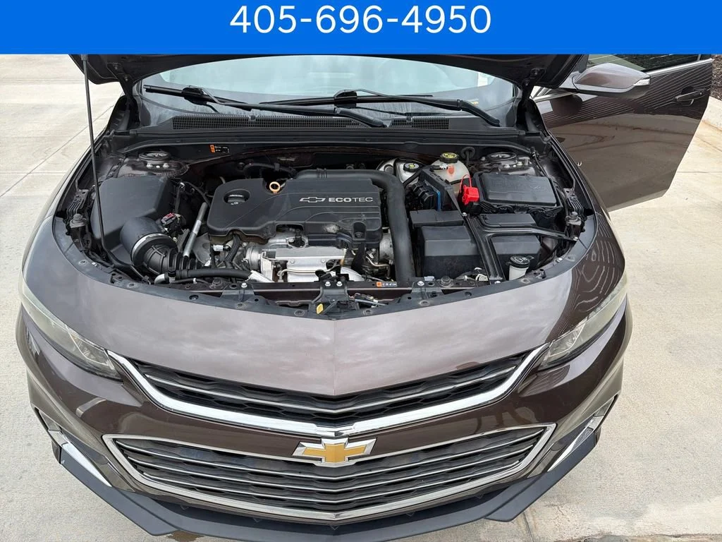 Pre-Owned 2016 Chevrolet Malibu LT