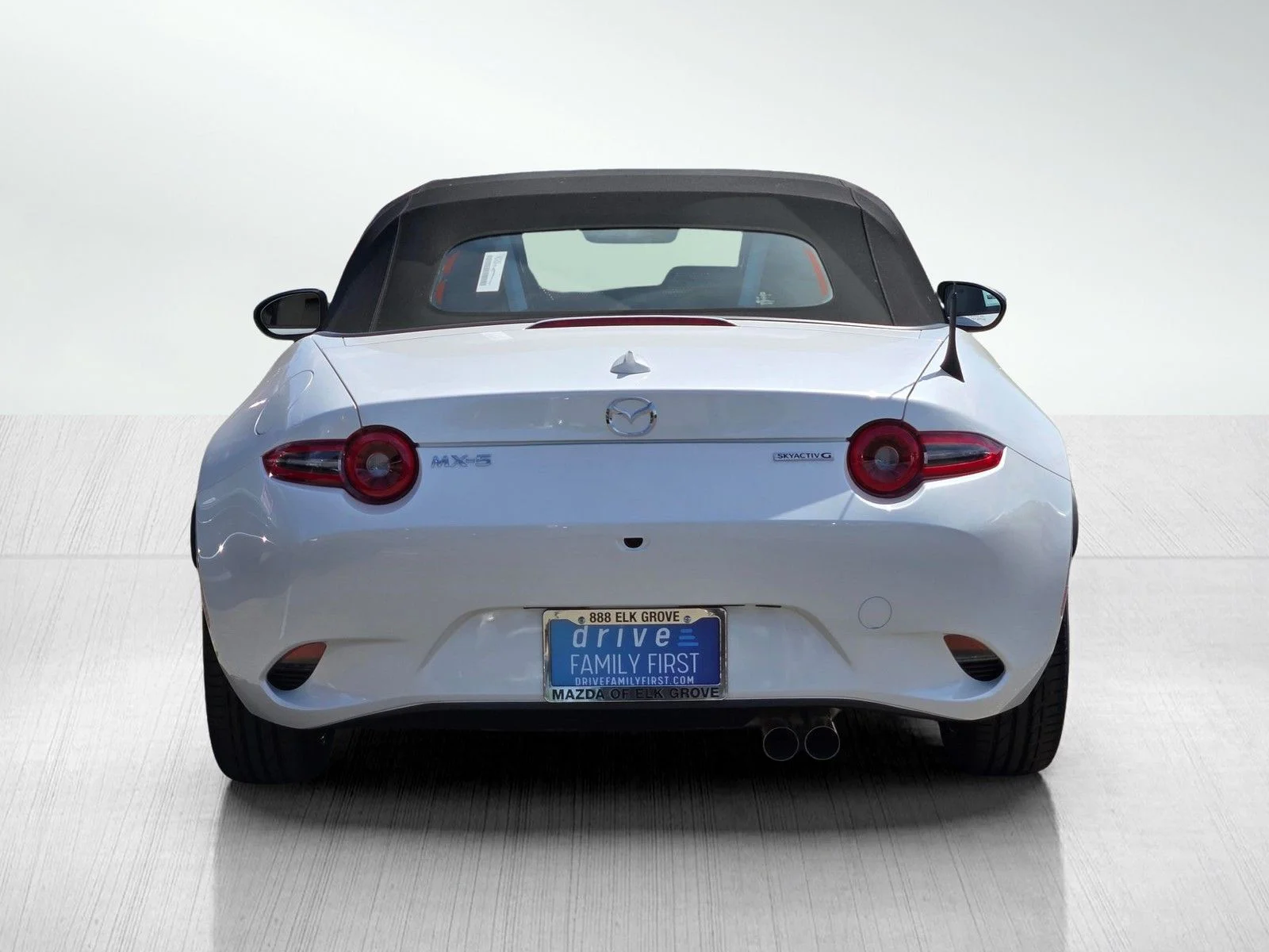 New 2026 Snowflake White Pearl Mica Mazda Grand Touring image 5