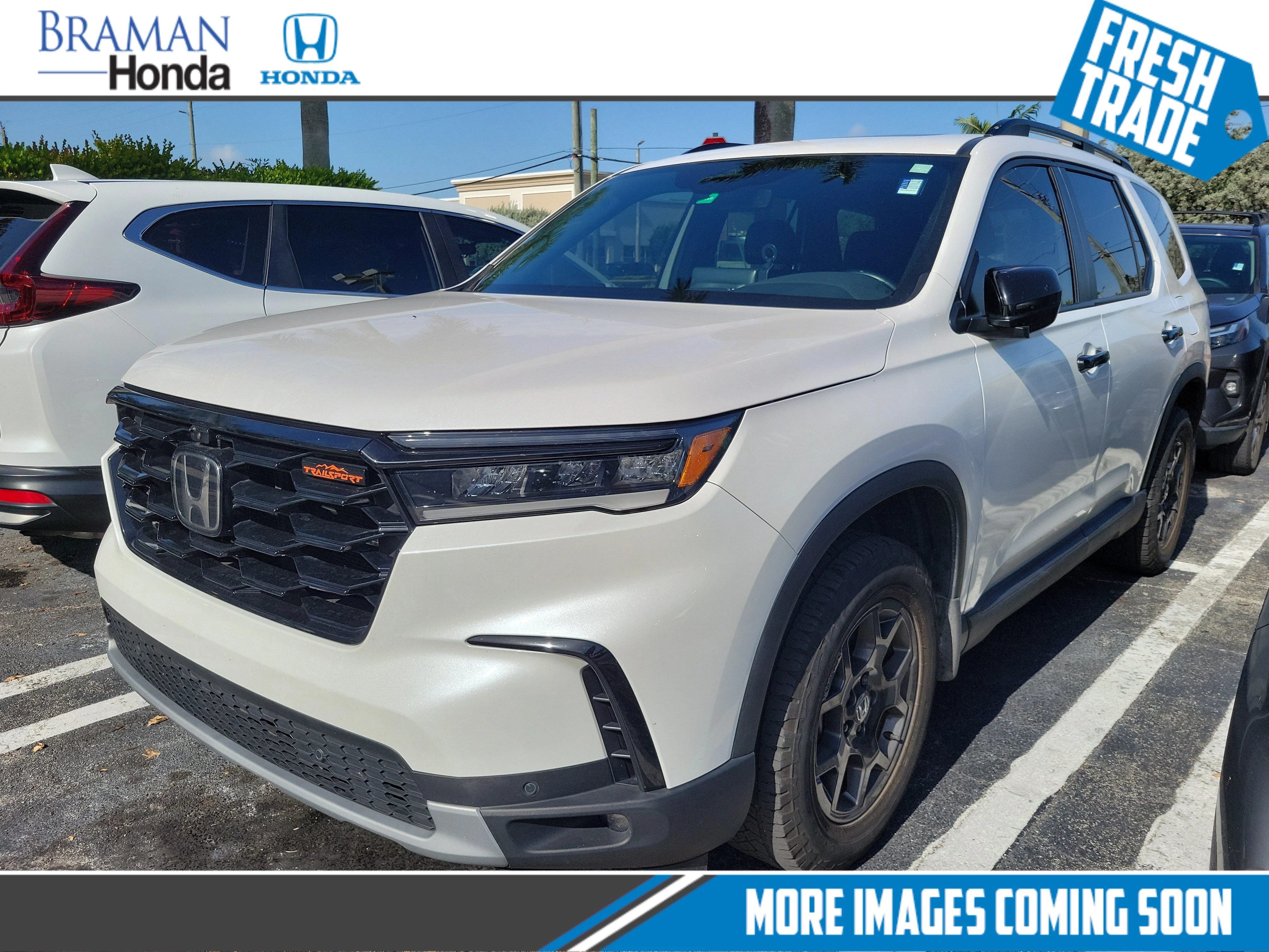 Used 2025 White Honda TrailSport image 1