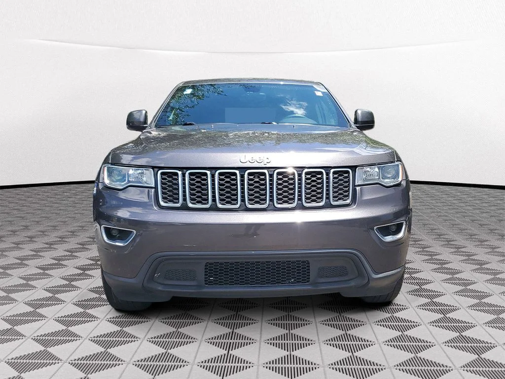 Used 2017 Gray Jeep Laredo image 2