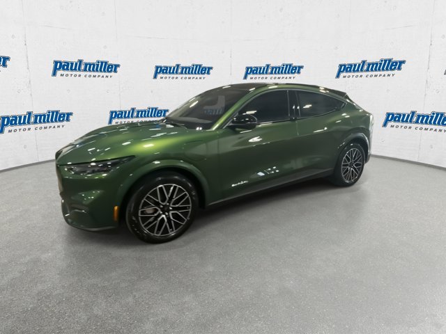 New 2026 Green Ford Premium image 5