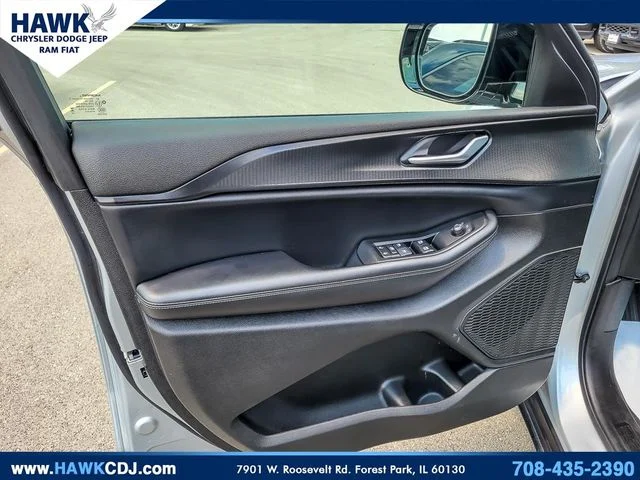 Used 2024 Silver Jeep Altitude X image 26