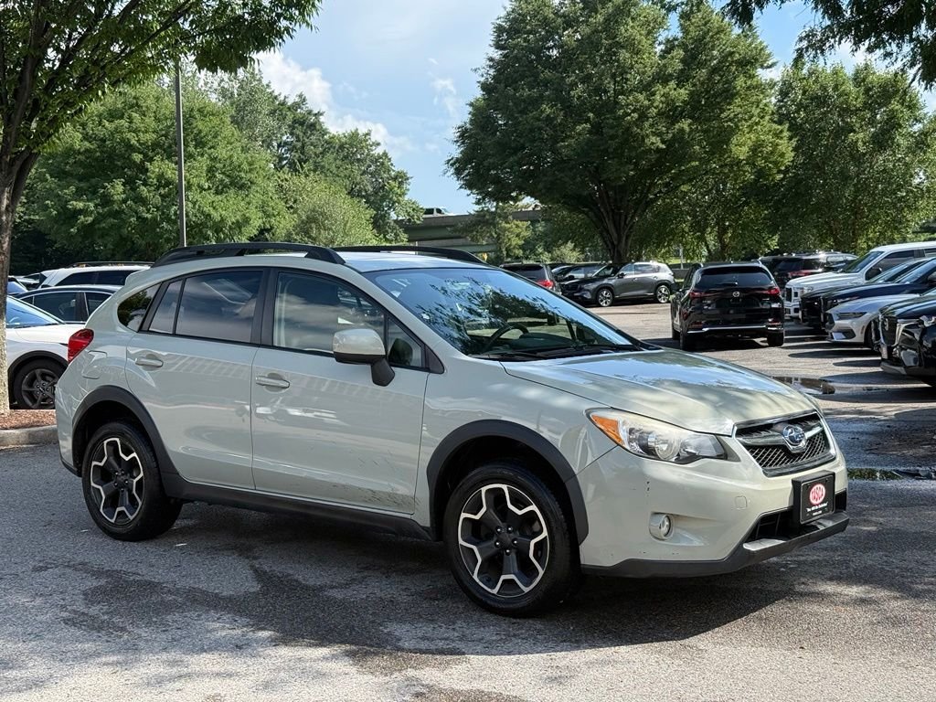 Used 2014 Beige Subaru 2.0i Limited image 1
