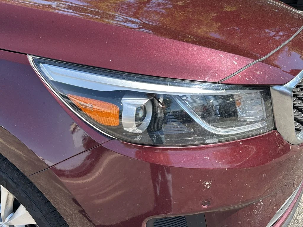 Used 2017 Red Kia LX image 11