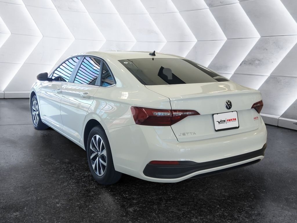Used 2024 White Volkswagen 1.5T S image 6