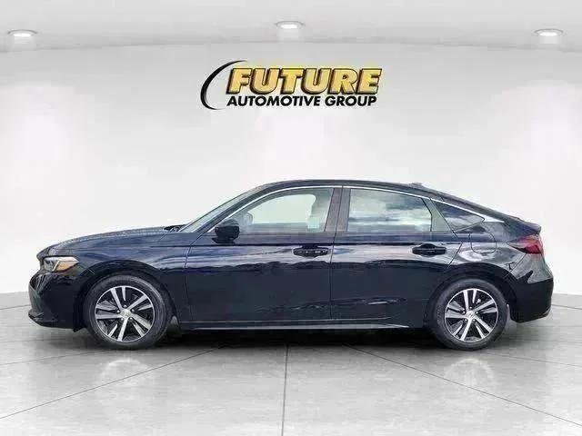 Used 2024  Honda LX image 6