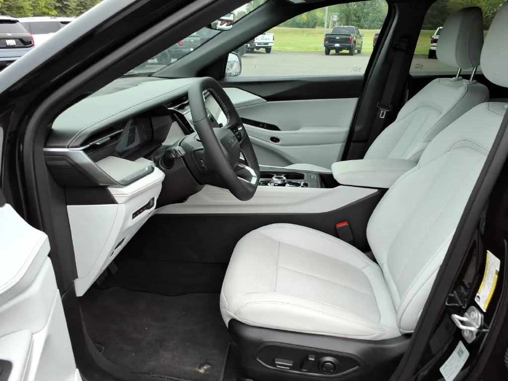 2026 Jeep Cherokee Limited - Photo 10