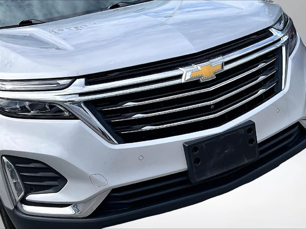 Used 2022 Silver Chevrolet Premier image 29