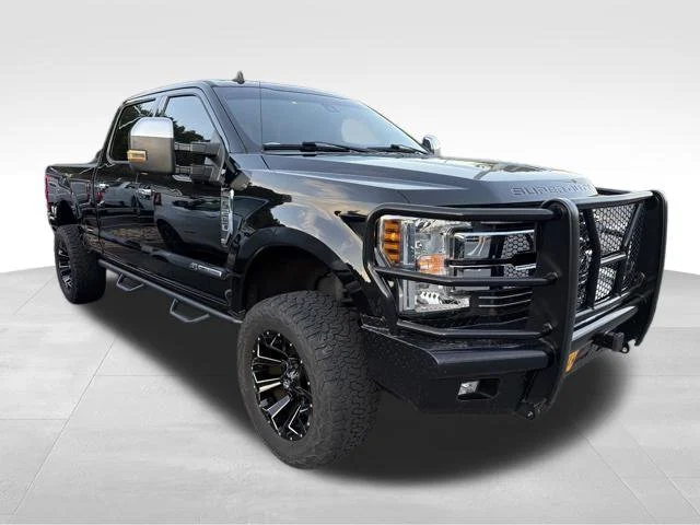 Used 2019 Black Ford Lariat image 2