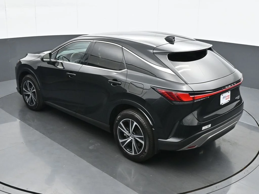 Used 2024 Black Lexus 350 Premium image 19