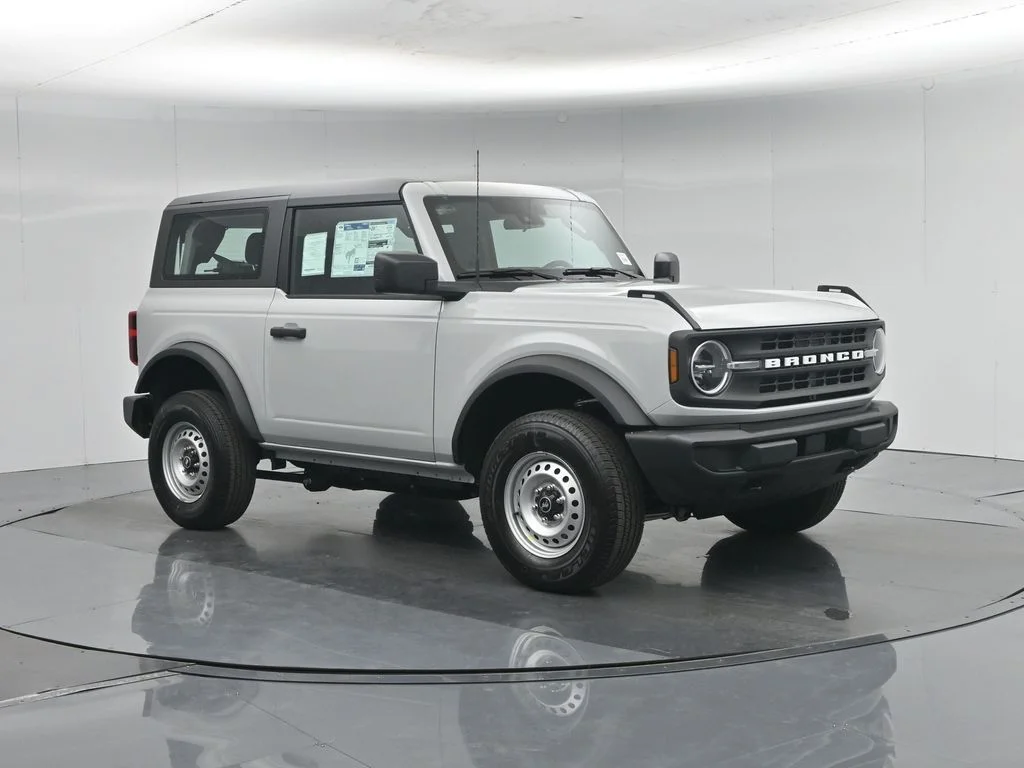 New 2026 Avalanche Gray Ford Base image 22