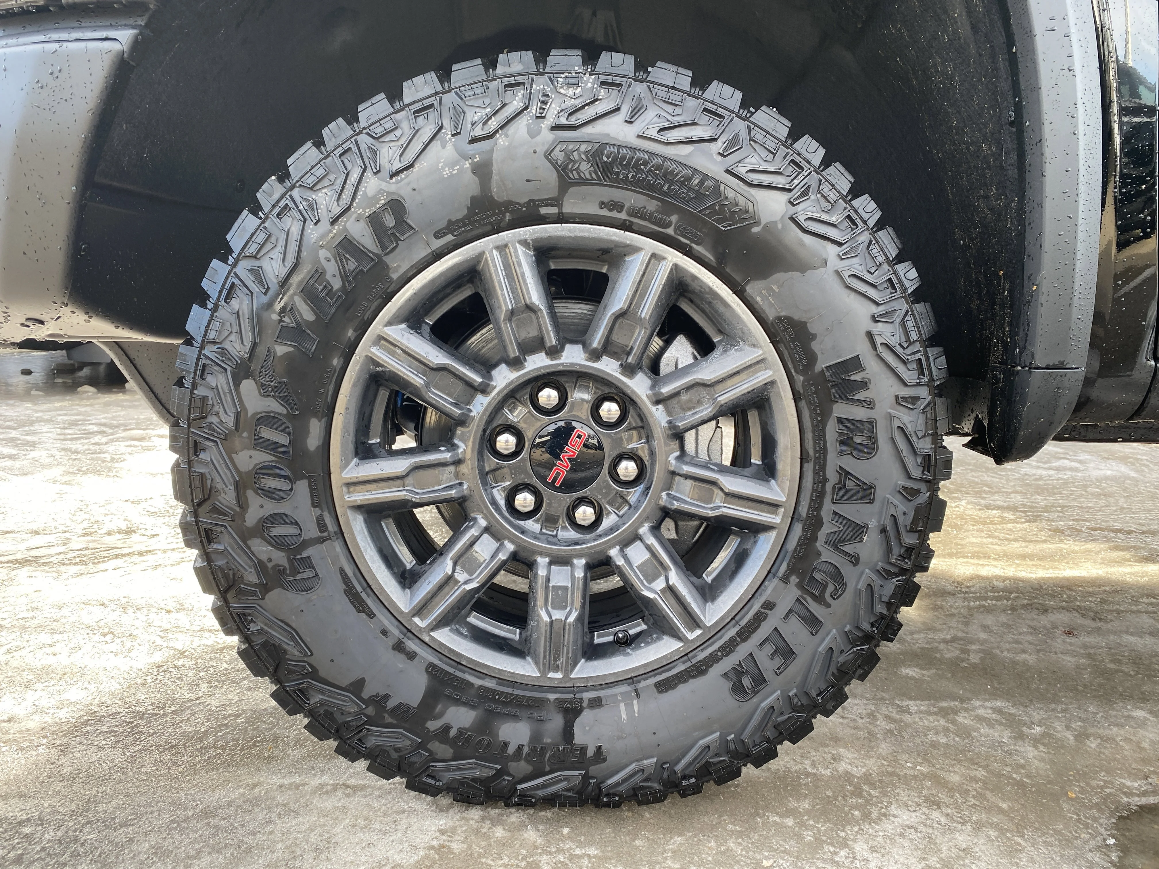 New 2026 ONYX BLACK GMC AT4X image 12
