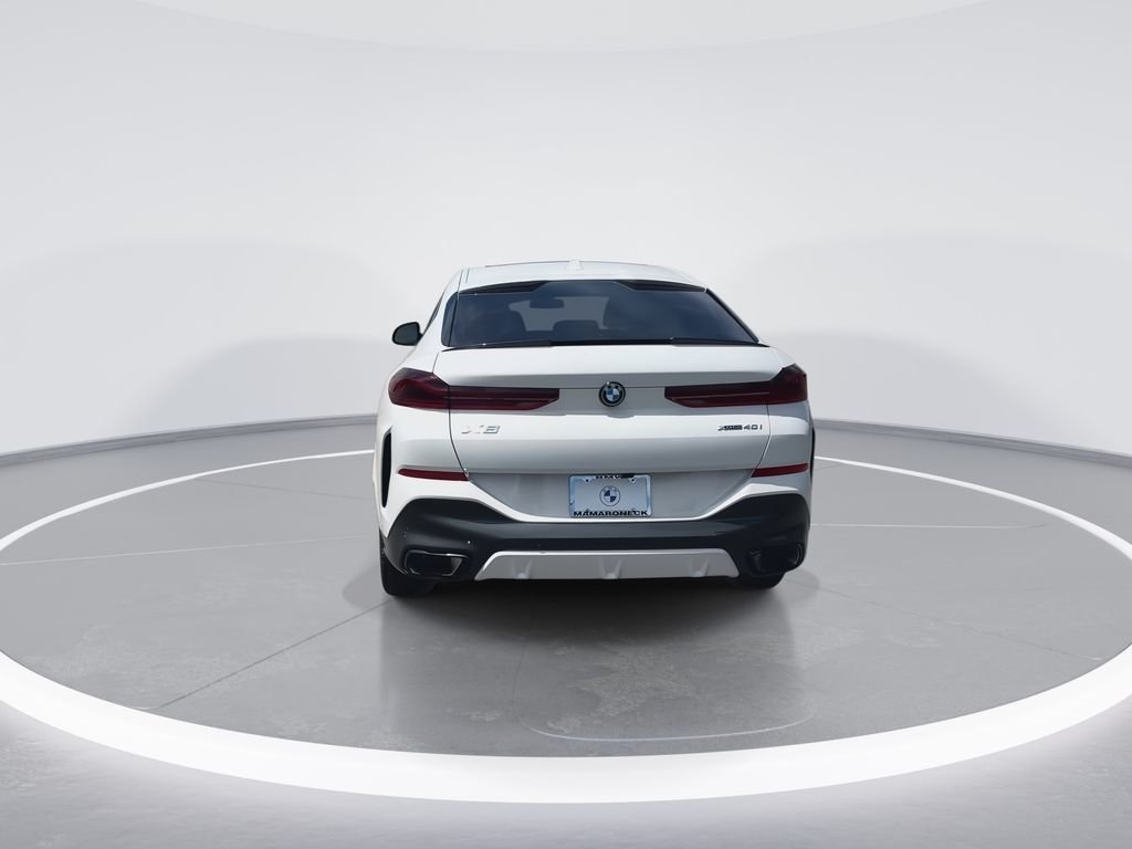 New 2027 Alpine White BMW xDrive40i image 7