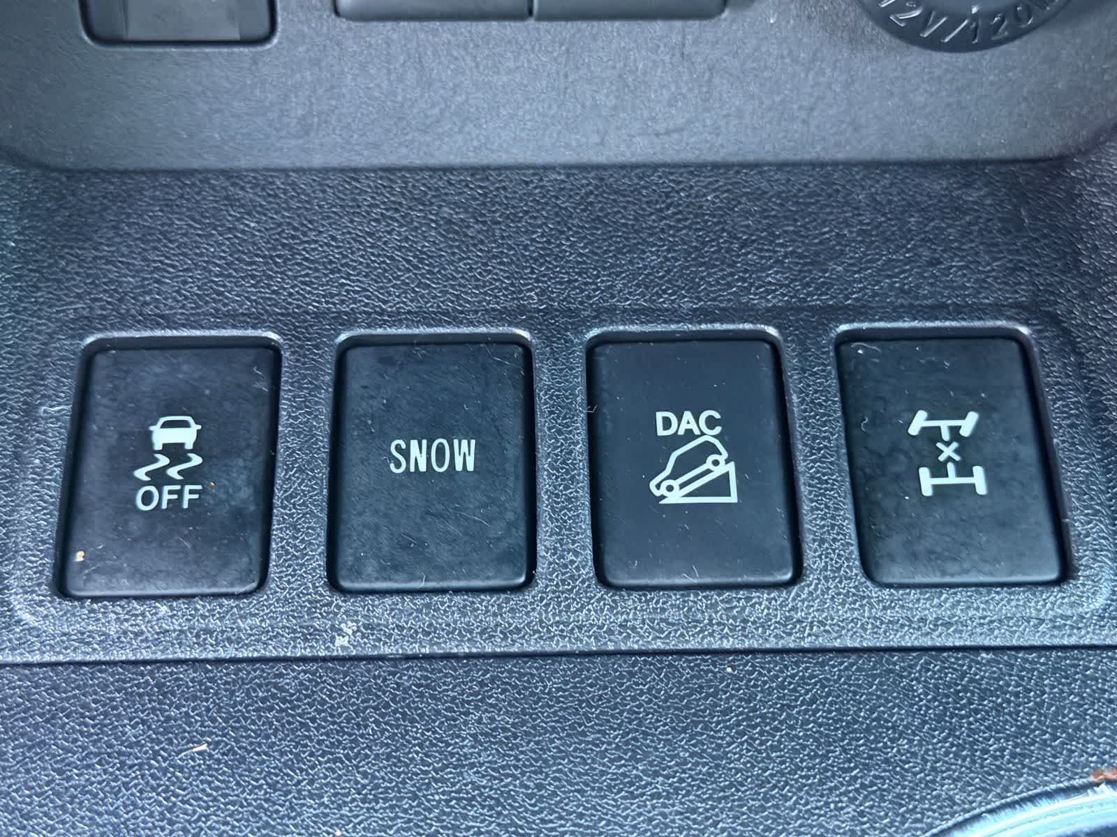 Used 2018 Blizzard Pearl Toyota SE image 27
