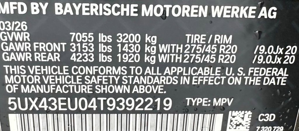 New 2026 Manhattan Green Metallic BMW xDrive50e image 41