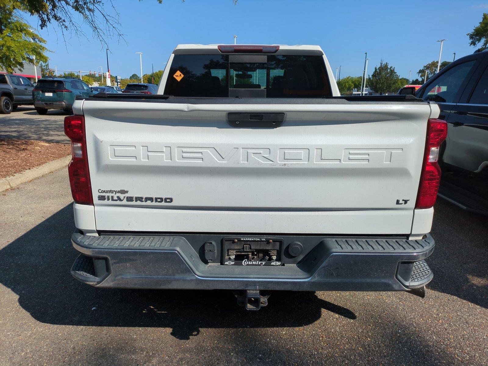 Used 2019 Summit White Chevrolet LT image 4