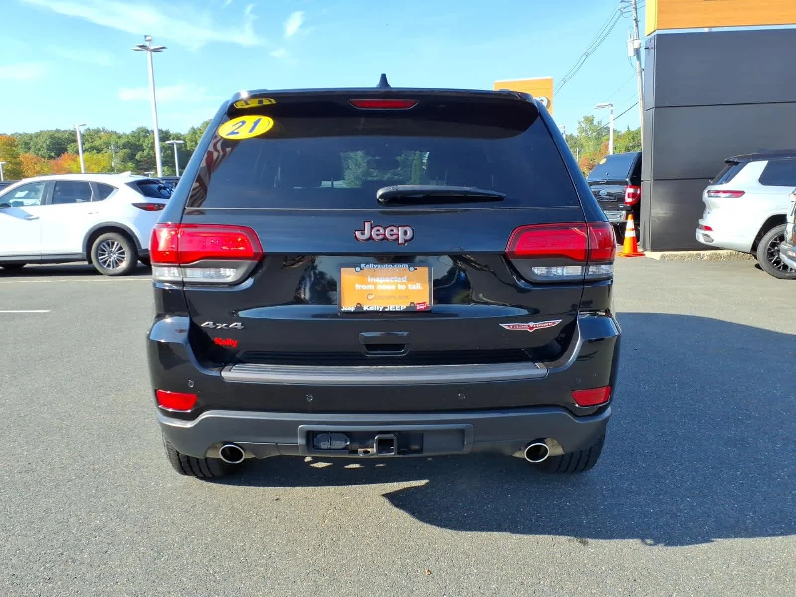Certified Used 2021 Diamond Black Crystal P/C Jeep Trailhawk image 6