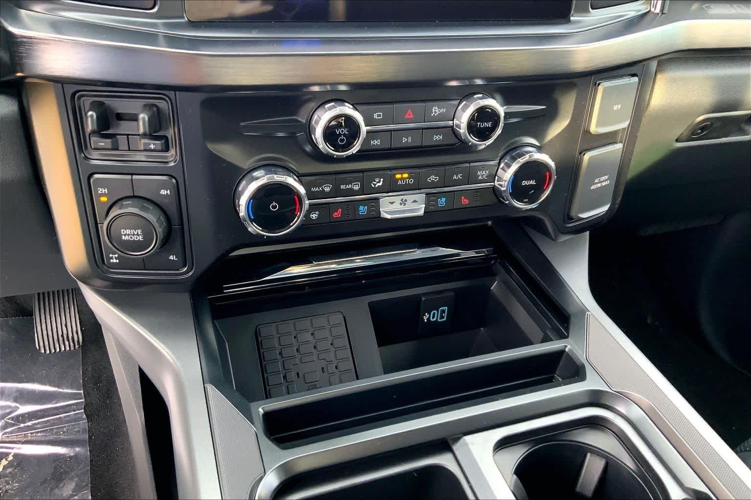 New 2026 Argon Blue Metallic Ford F-250® Lariat® image 15
