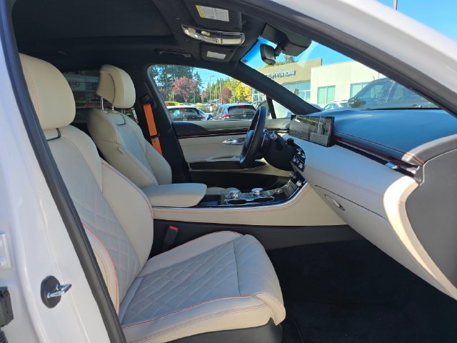 Used 2026 Alta White Genesis 3.5T Sport Prestige image 3