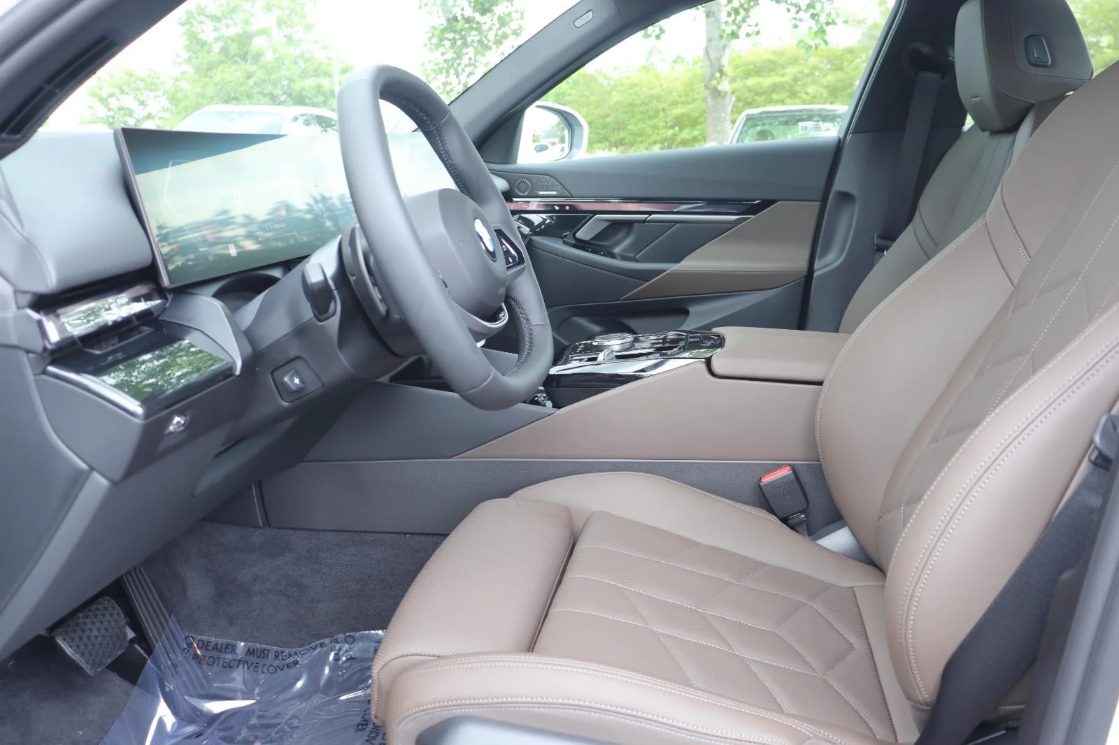 New 2027 Mineral White Metallic BMW 530i image 10