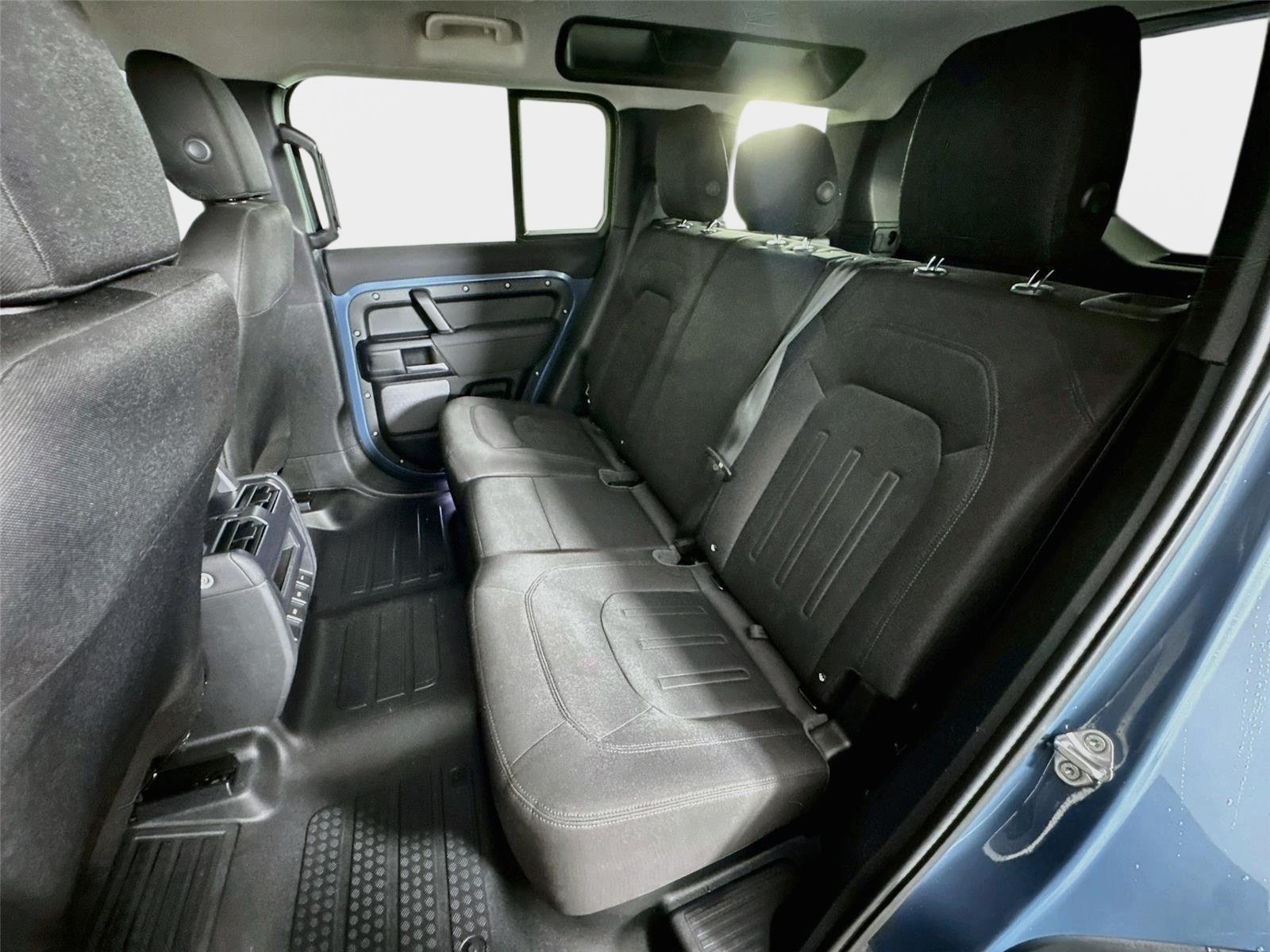 Used 2020 Blue Land Rover Standard image 21
