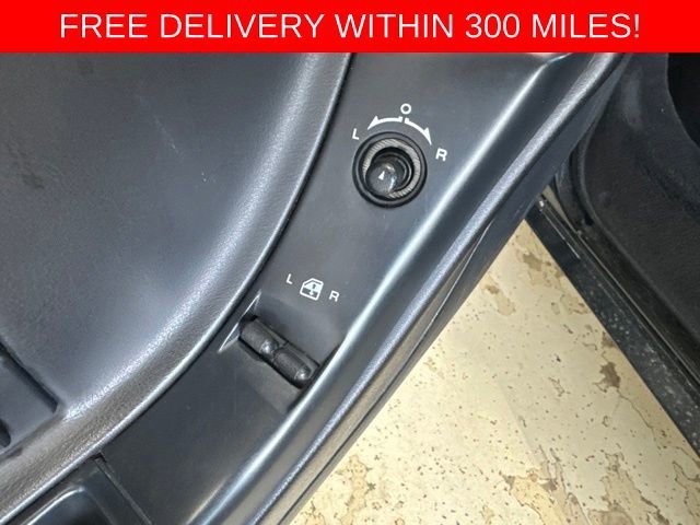 Used 1995 Black Chevrolet 2DR CPE image 4