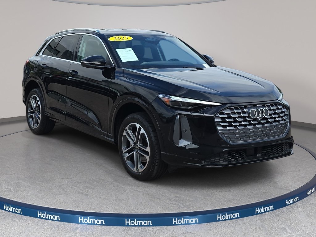 Used 2025 Black Audi 2.0T Premium image 3
