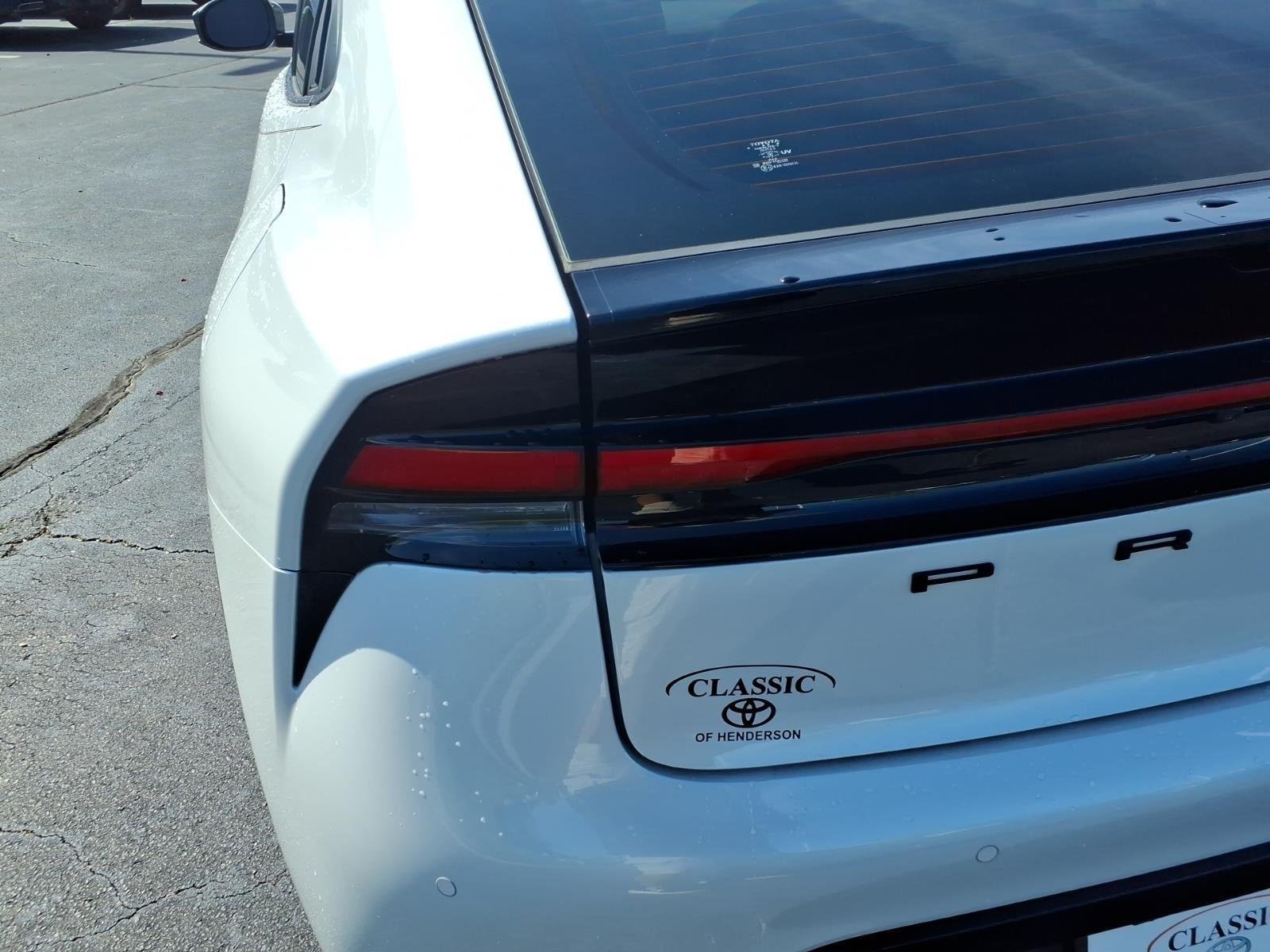 Used 2025 Wind Chill Pearl Toyota Nightshade image 18