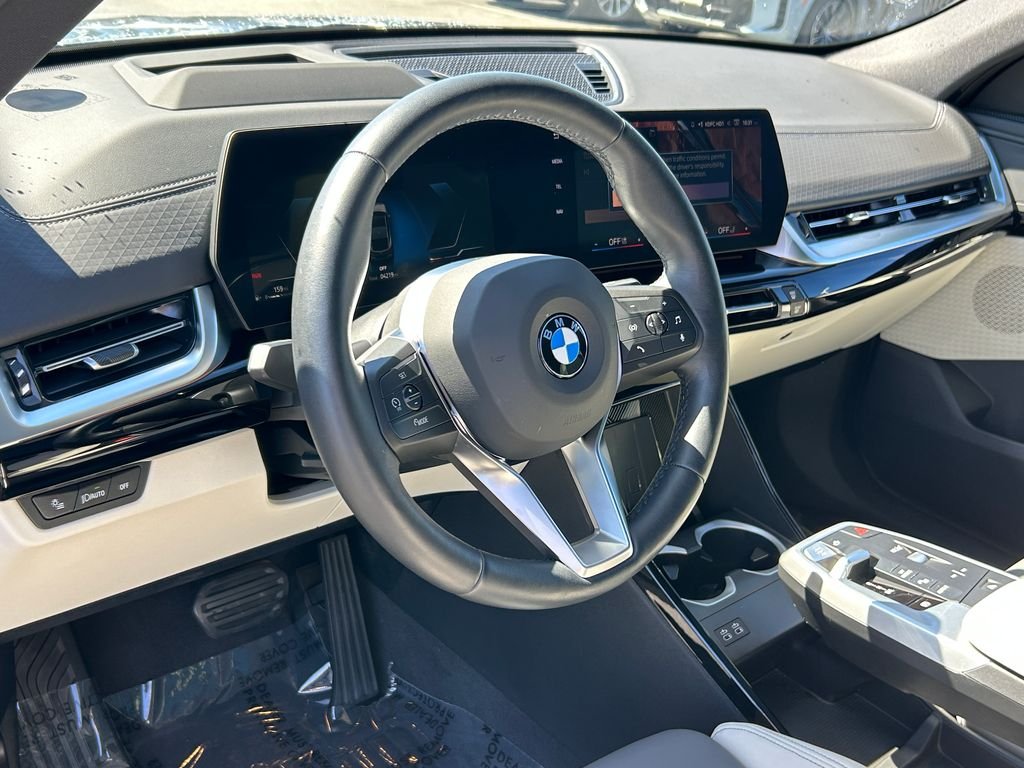 Used 2026 Storm Bay Metallic BMW xDrive28i image 13