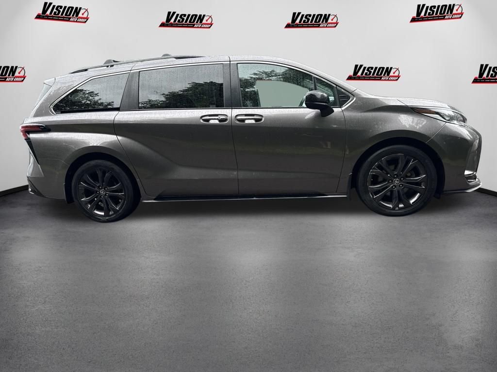 Used 2022 Gray Toyota XSE image 4