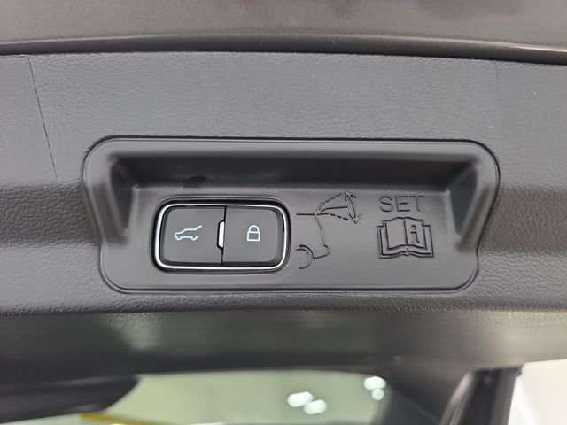 Used 2026 Gray Ford ST-Line image 33